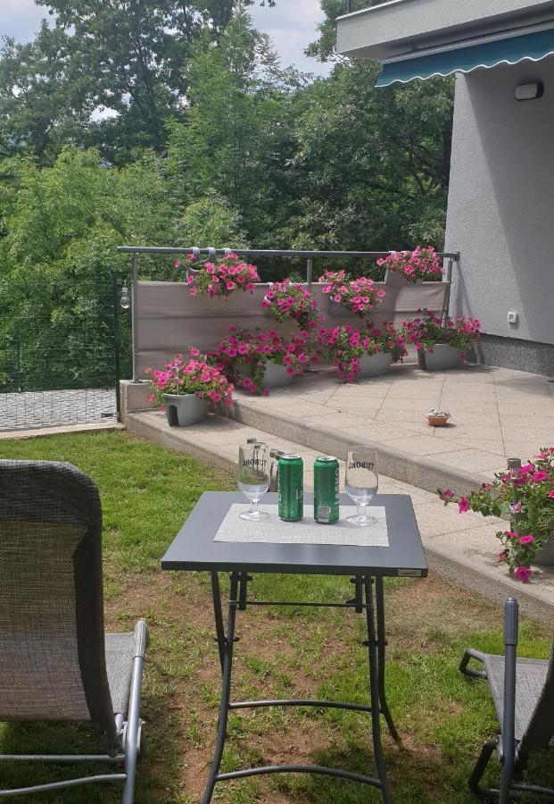 Ferienwohnung Birdsong Getaway Jurdani Exterior foto